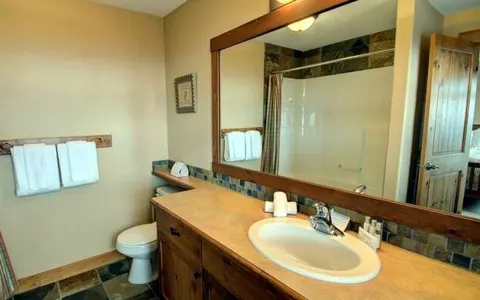 Ensuite bathroom